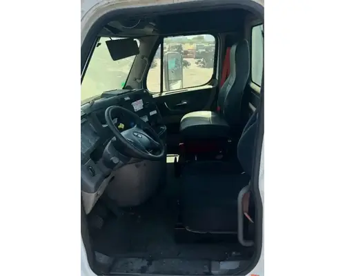 FREIGHTLINER Cascadia 113 Cab Assembly