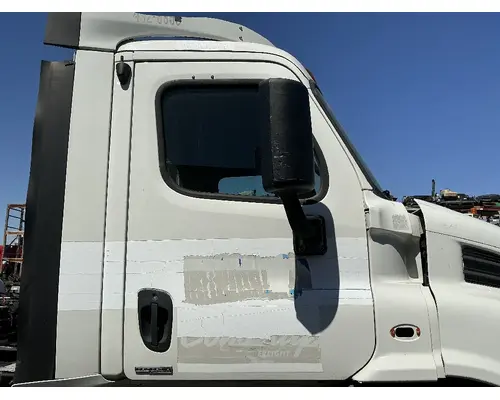 FREIGHTLINER Cascadia 113 CabSleeper Fairing