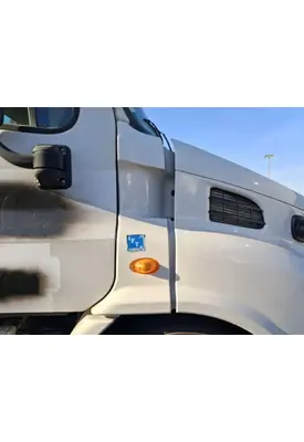 FREIGHTLINER Cascadia 113 Cowl