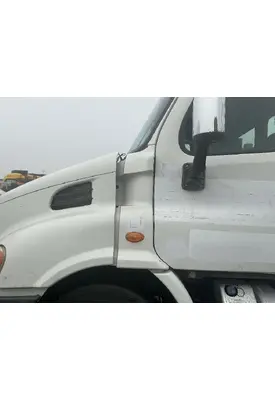 FREIGHTLINER Cascadia 113 Cowl