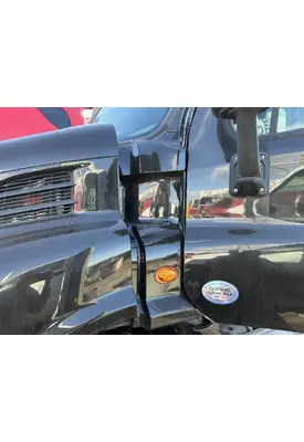 FREIGHTLINER Cascadia 113 Cowl