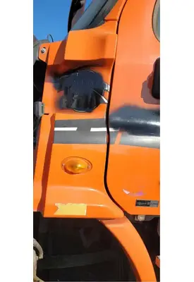 FREIGHTLINER Cascadia 113 Cowl