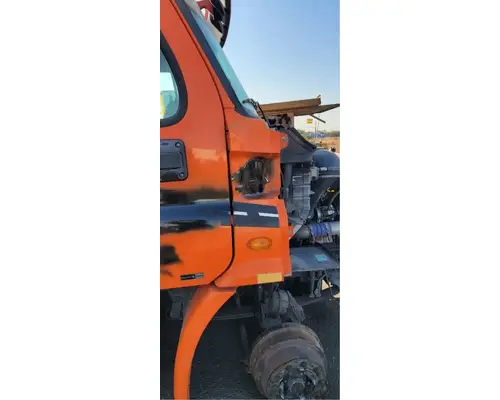 FREIGHTLINER Cascadia 113 Cowl