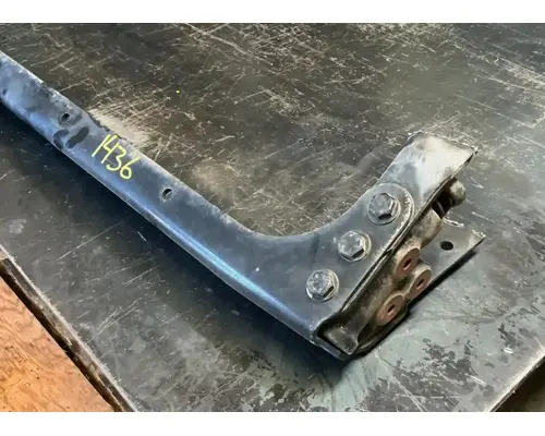 FREIGHTLINER Cascadia 113 Crossmember