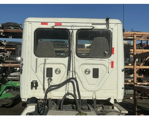 FREIGHTLINER Cascadia 113 Crossmember