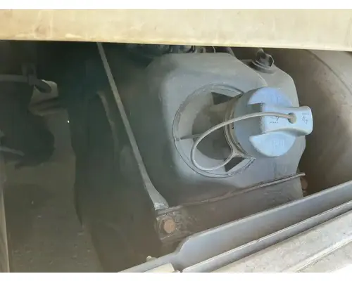 FREIGHTLINER Cascadia 113 DEF Tank