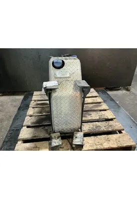 FREIGHTLINER Cascadia 113 DEF Tank