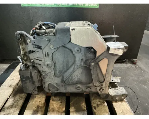 FREIGHTLINER Cascadia 113 DEF Tank