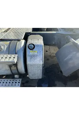 FREIGHTLINER Cascadia 113 DEF Tank