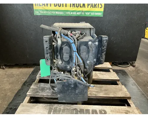 FREIGHTLINER Cascadia 113 DEF Tank