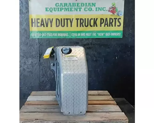 FREIGHTLINER Cascadia 113 DEF Tank