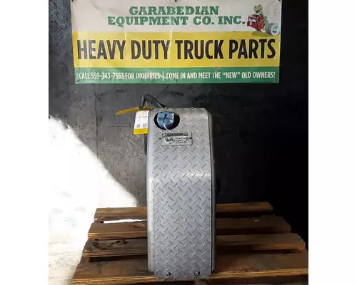 FREIGHTLINER Cascadia 113 DEF Tank