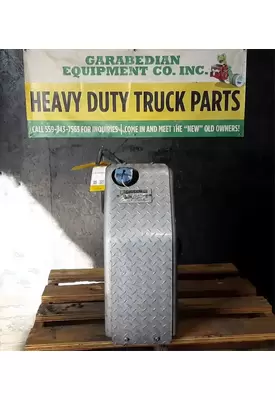 FREIGHTLINER Cascadia 113 DEF Tank