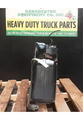 FREIGHTLINER Cascadia 113 DEF Tank