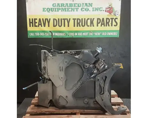 FREIGHTLINER Cascadia 113 DEF Tank