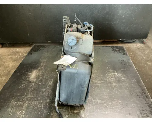 FREIGHTLINER Cascadia 113 DEF Tank