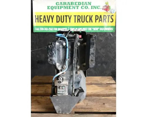 FREIGHTLINER Cascadia 113 DEF Tank