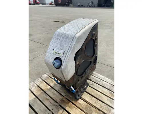 FREIGHTLINER Cascadia 113 DPF (Diesel Particulate Filter)