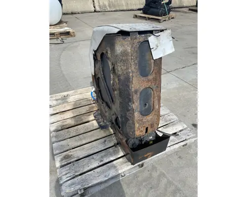 FREIGHTLINER Cascadia 113 DPF (Diesel Particulate Filter)