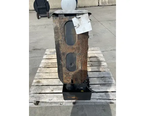 FREIGHTLINER Cascadia 113 DPF (Diesel Particulate Filter)