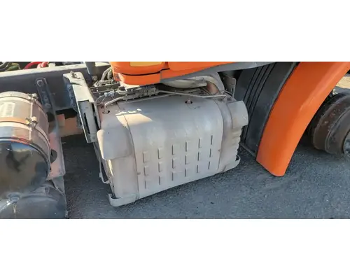 FREIGHTLINER Cascadia 113 DPF (Diesel Particulate Filter)