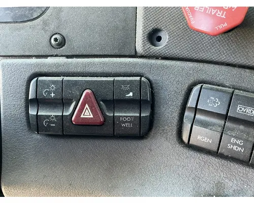 FREIGHTLINER Cascadia 113 DashConsole Switch