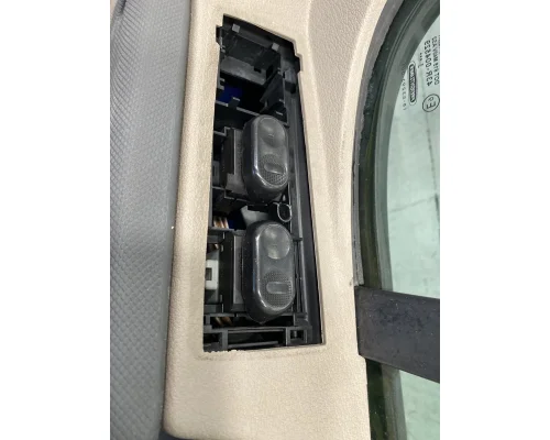 FREIGHTLINER Cascadia 113 Door Assembly, Front