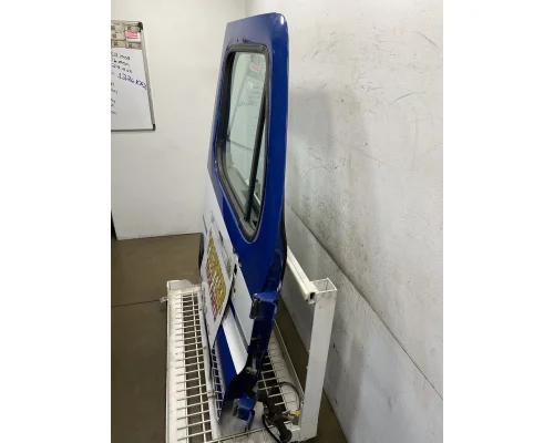FREIGHTLINER Cascadia 113 Door Assembly, Front