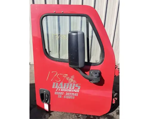 FREIGHTLINER Cascadia 113 Door Assembly, Front