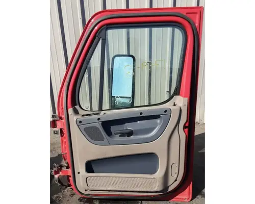 FREIGHTLINER Cascadia 113 Door Assembly, Front