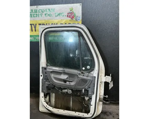 FREIGHTLINER Cascadia 113 Door Assembly, Front
