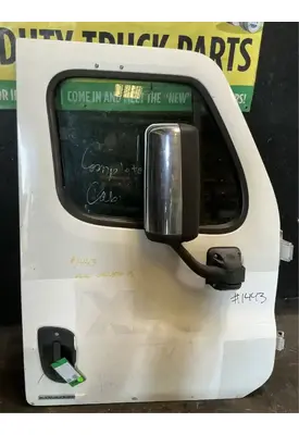 FREIGHTLINER Cascadia 113 Door Assembly, Front