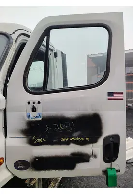 FREIGHTLINER Cascadia 113 Door Assembly, Front