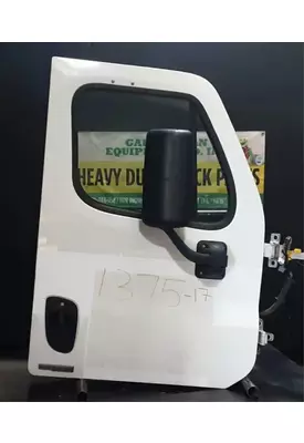 FREIGHTLINER Cascadia 113 Door Assembly, Front