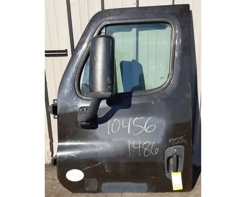 FREIGHTLINER Cascadia 113 Door Assembly, Front
