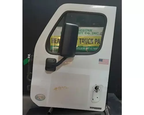 FREIGHTLINER Cascadia 113 Door Assembly, Front