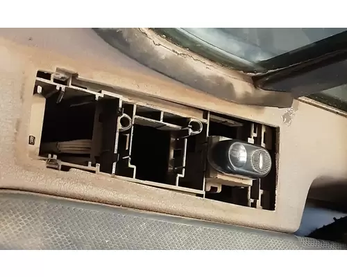 FREIGHTLINER Cascadia 113 Door Assembly, Front