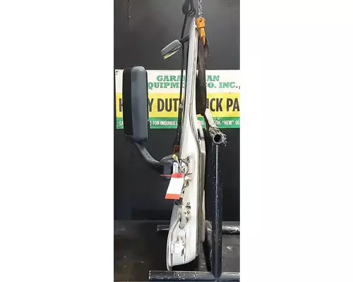 FREIGHTLINER Cascadia 113 Door Assembly, Front