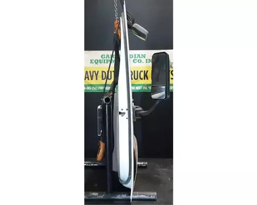 FREIGHTLINER Cascadia 113 Door Assembly, Front