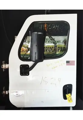 FREIGHTLINER Cascadia 113 Door Assembly, Front
