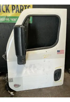 FREIGHTLINER Cascadia 113 Door Assembly, Front