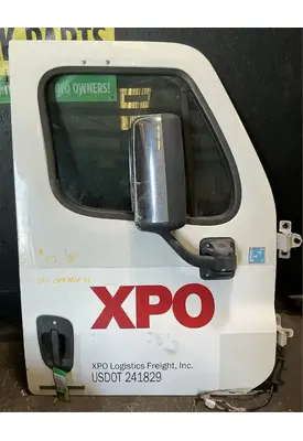 FREIGHTLINER Cascadia 113 Door Assembly, Front