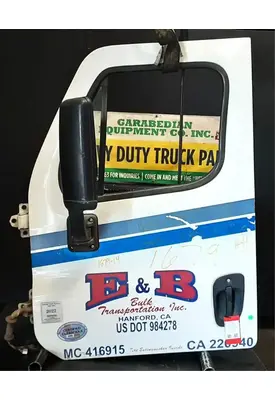 FREIGHTLINER Cascadia 113 Door Assembly, Front