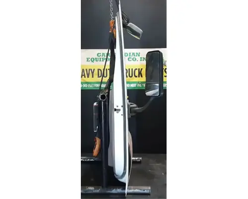 FREIGHTLINER Cascadia 113 Door Assembly, Front