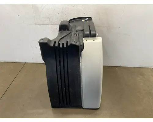 FREIGHTLINER Cascadia 113 Fender Extension