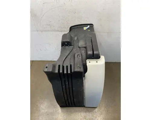 FREIGHTLINER Cascadia 113 Fender Extension