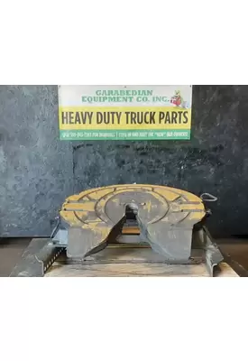 FREIGHTLINER Cascadia 113 Fifth Wheel