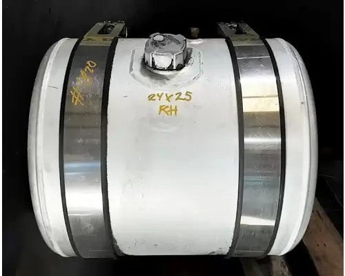 FREIGHTLINER Cascadia 113 Fuel Tank