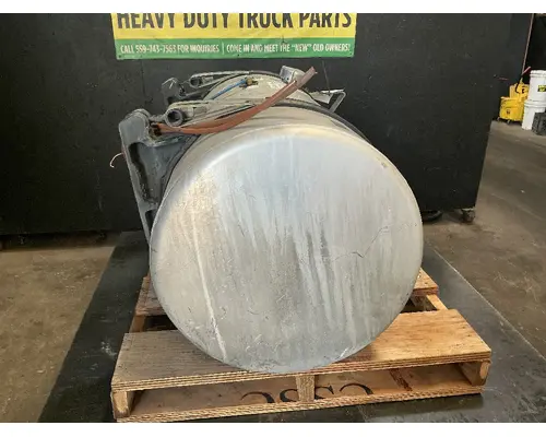 FREIGHTLINER Cascadia 113 Fuel Tank