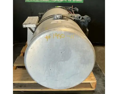 FREIGHTLINER Cascadia 113 Fuel Tank